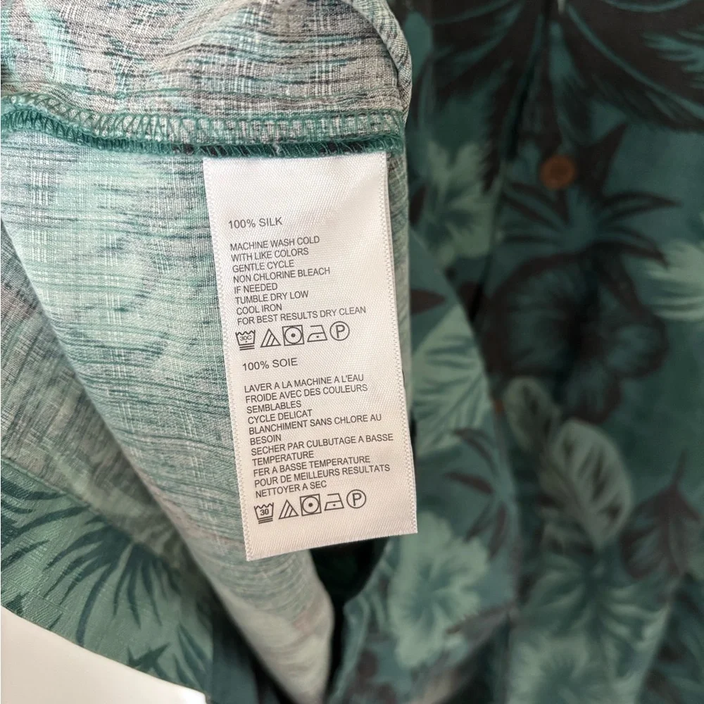 Tommy Bahama Men’s Green Hawaiian Tropical Short Sleeve 100% Silk Button Shirt - Picture 3 of 5